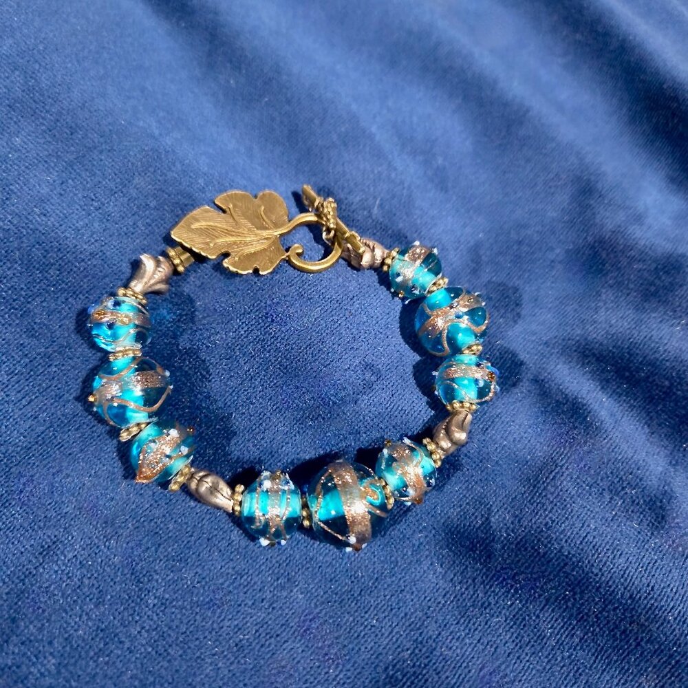 Beautiful Glass Beaded Bracelet With Leaf Toggle Clasp